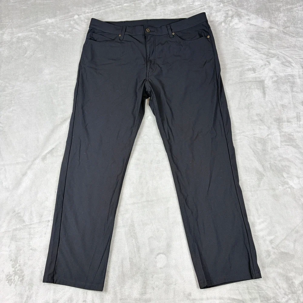 Levi's 511 Slim Fit Pants Mens 38x30 Black Engineered For Movement‎ A9213-0010